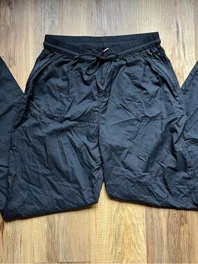 ALO Yoga Black Drawstring Jogger Pants